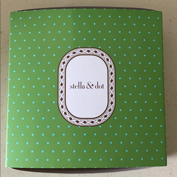 ππStella & Dot Vintage Crystal Necklaceππ - Picture 8 of 10